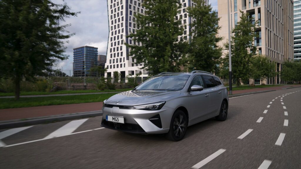 MG MG5 Electric Standard Range - ev.eu.com